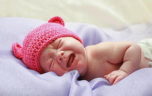 Стоит ли волноваться, когда новорожденный во сне издает звуки?