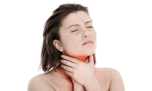 Проблема боли в горле в период лактации