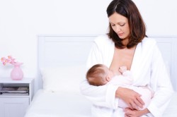 Влияние грудного кормления на сон ребенка