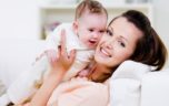 Причины и профилактика срыгивания фонтаном у новорожденных